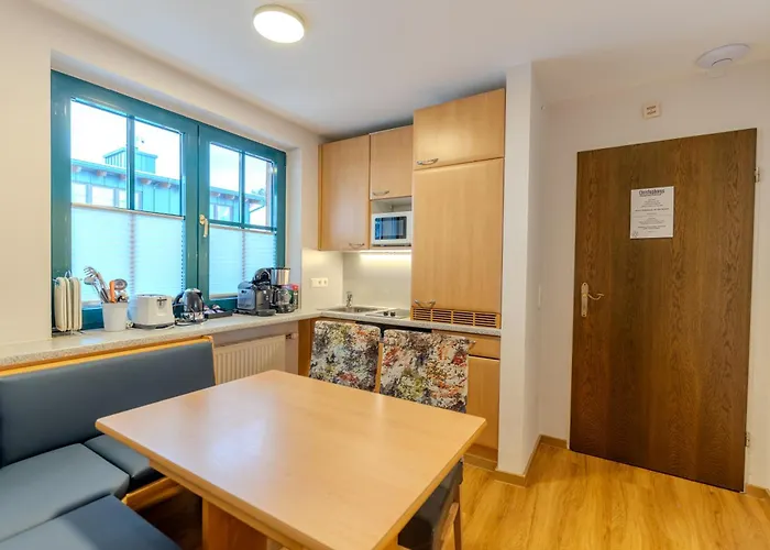 Appartementhaus Christophorus דירה *